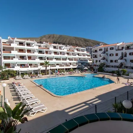 Victoria Court Ii H117 - One Bed With Sunny Balcony * Лос Кристианос